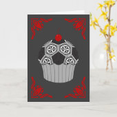 神聖なサッカーのカップケーキ カード (黄色い花)