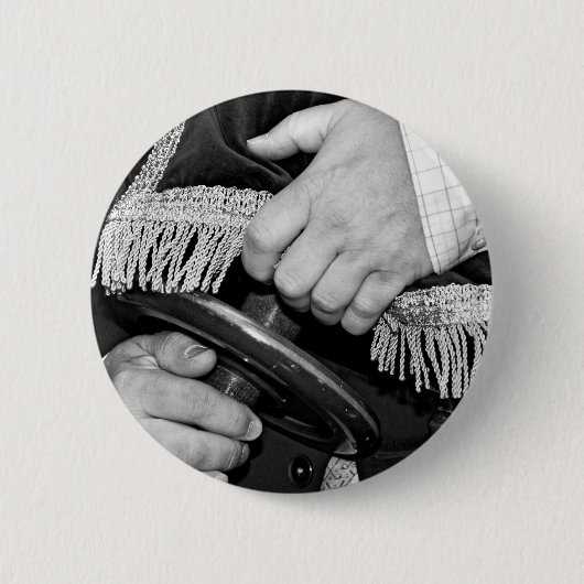 神聖なスクロール 缶バッジ (正面)