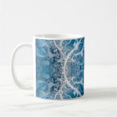 神聖な宇宙の流れ - 青銀のシンメトリー コーヒーマグカップ (左)