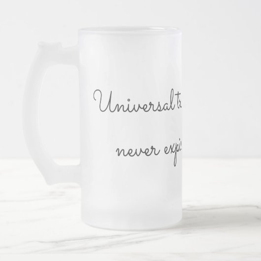 神聖な幾何学によって曇らされるマグ フロストグラスビールジョッキ (左)