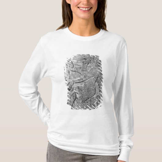 神聖な木を崇拝している飛んだ魔神 Tシャツ (正面)