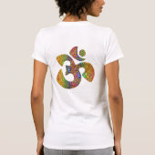 神聖なOM -オーナメント金ゴールド色 Tシャツ (裏面)