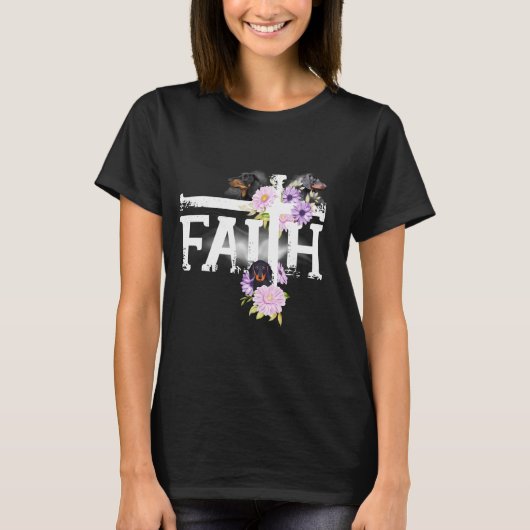 神Cの十字花と信じのダシュント信仰 Tシャツ (正面)