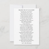 祭壇で少年によるカトリックの宗教的な祈り 招待状 (裏面)