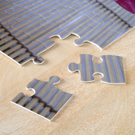 禅のスタイルのかわいらしいピンクの菊 ジグソーパズル (側面)