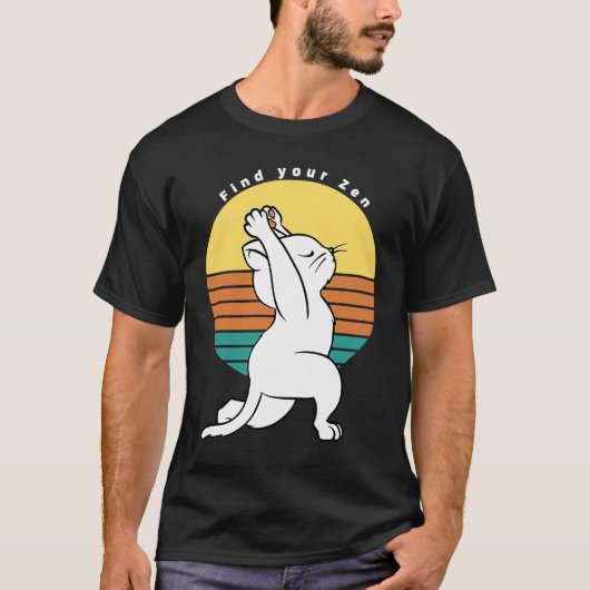 禅のレトロヨガ猫を見つける Tシャツ (正面)
