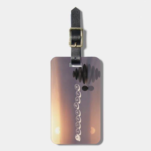 禅の石、夕日 ラゲッジタグ (正面縦)