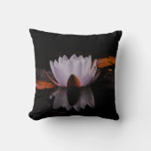 禅白蓮 クッション (正面)