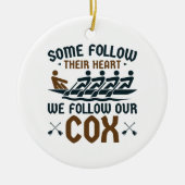 私おもしろいたちのCoxでボートのクルー後を追チームのコックスワイン セラミックオーナメント (正面)