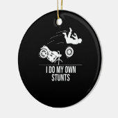 私おもしろいは自分のスタントバイクカッコいいギフトマンをする セラミックオーナメント (左)