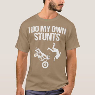 私おもしろいは自分のスタントバイククールギフトをする Tシャツ