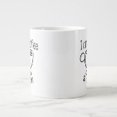 私おもしろいは走コーヒーと皮肉を飲む ジャンボコーヒーマグカップ (正面)