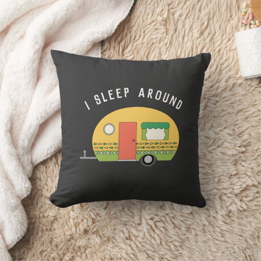 私おもしろいはRVキャンプのまわりにーダーク眠る クッション (ブランケット)