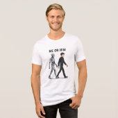 私か彼か — 未来 vs 人類 アニメアート トライブレンドＴシャツ (正面全面)