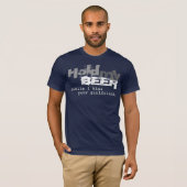 私があなたのガールフレンドVintagedに接吻する間、私のビールを握って下さい Tシャツ (正面フル)