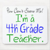 私がおもしろい4年生の先生だって怖がらせないわ マウスパッド (正面)