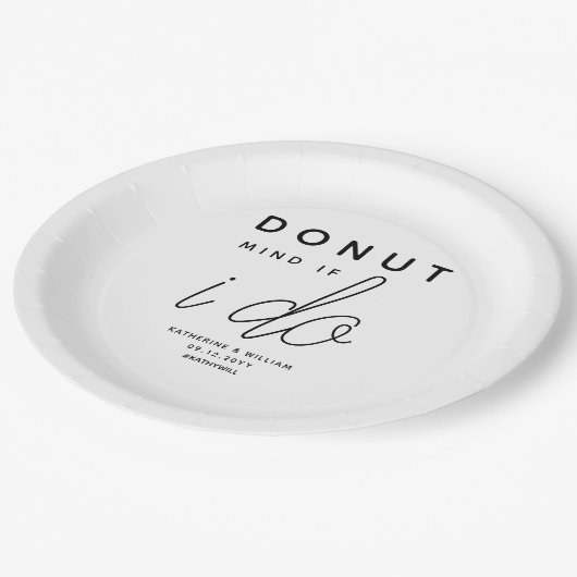 私がシンプルな結婚式の軽食をすればドーナツ心 ペーパープレート (アングル)