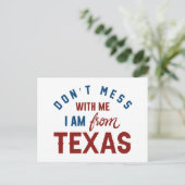 私がテキサス州から来た私を困らせるな ポストカード (スタンド正面)