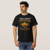 私がハロウィーンの先生だと言っても先生は駄目だ Tシャツ (正面フル)