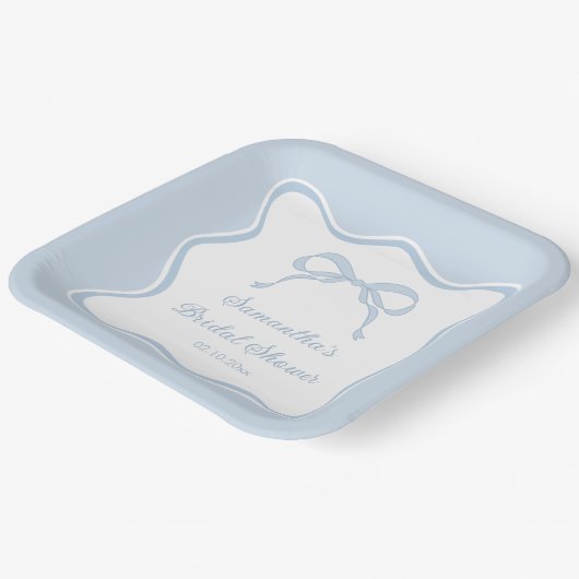 私がブライダルシャワーする前に何か青い弓 ペーパープレート (傾斜あり)