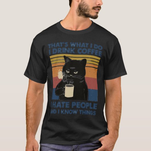 私がワインを飲読みながら私が読む本はそれだ Tシャツ (正面)