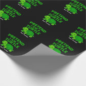 私が亀のハロウィーンのクリスマスの衣装のふりをする ラッピングペーパー (角)