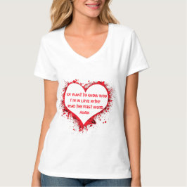 私が好きな人は誰か、赤いハートのおもしろい文字 Tシャツ