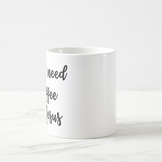 私が必要とするすべてはコーヒーおよびイエス・キリストのマグです コーヒーマグカップ (中央)