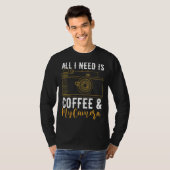 私が必要なのはコーヒーとカメラカメラマンのPh Tシャツ (正面フル)