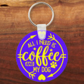 私が必要なのはコーヒーと私の犬–55517 キーホルダー (正面)