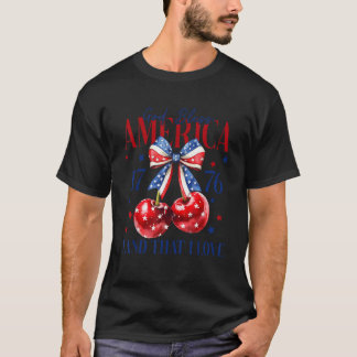 私が愛するアメリカの土地を祝福する神1776 7月4日 Tシャツ
