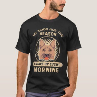 私が毎日目を覚ます理由は33匹の犬 Tシャツ