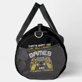 私が知っているビデ遊オ・ゲームを実行する ダッフルバッグ (右)