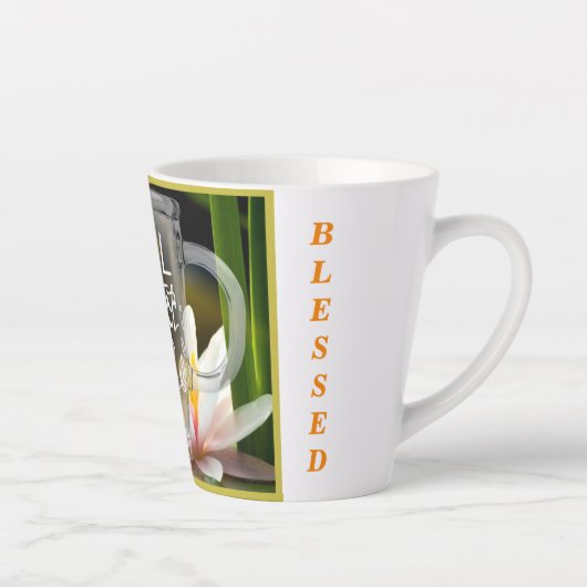 私が神であることを知っている カフェラテマグ (右)