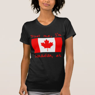 私が私カナダプロダクトであることを信頼して下さい Tシャツ