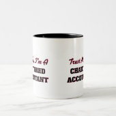 私が私チャーターされた会計士であることを信頼して下さい ツートーンマグカップ (中央)