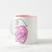 私が結婚しているハートおよび花嫁 ツートーンマグカップ (正面左)