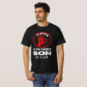 私が義理お気に入りの息子だ Tシャツ (正面フル)