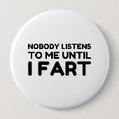 私が聞思い出すまで誰も私に近づかなかった 缶バッジ (正面)