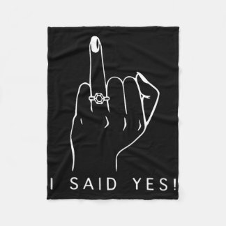 私が言った、婚約者、E バチェロレッテパーティー 婚約指輪 F フリースブランケット