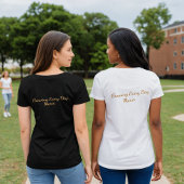 私が誰になったことをありがたく思う Tシャツ