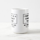 私が陰謀理論家と名乗る コーヒーマグカップ (中央)