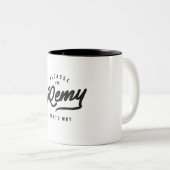 私がRemyだから名前パーソナライズされた ツートーンマグカップ (正面右)