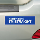 私がSTRAIGHT.pngであることをだれも知りません バンパーステッカー (車上)