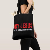 私がTシャツを手渡すので、イエスを試してみて。 トートバッグ (クローズアップ)