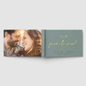 私たちお気に入りのの人々写真Sage Green Foil結婚's ゲストブック (全面)