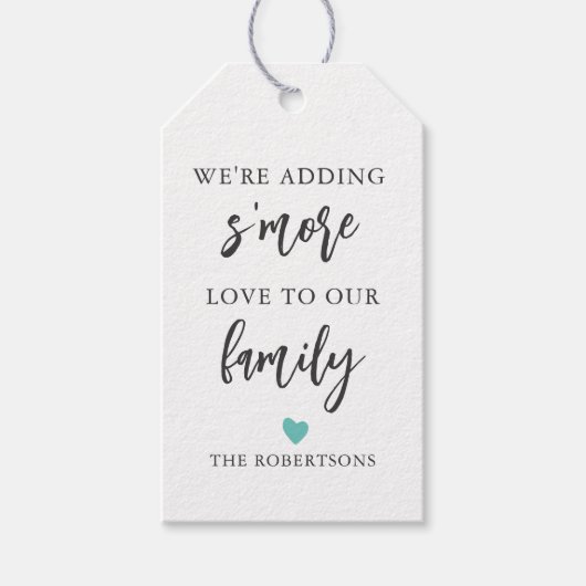 私たちが家族にもっと愛を追加している色 ギフトタグ (正面)