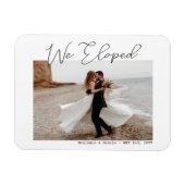 私たちだけで式を挙げました オーダーメイドの写真を使った極簡の挙式発表マグネット マグネット (横)