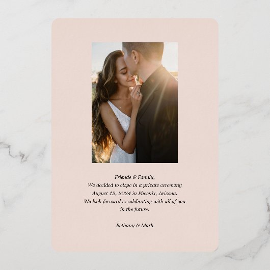 私たちだけの結婚式発表 ゴールド箔見出し 箔招待状 (裏面)