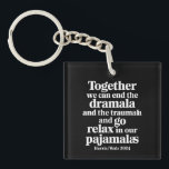 私たちと一緒ならドラマラとトラウマラを終わらせることができる キーホルダー<br><div class="desc">私たちと一緒ならドラマラとトラウマラを終わらせることができる</div>